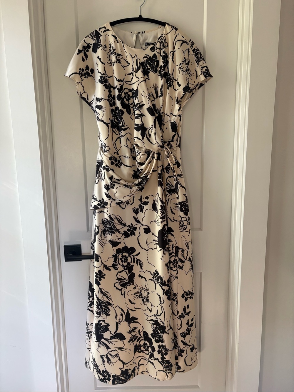 NWOT Zara Elegant Cream Floral Midi Dress with Black Print, size Large